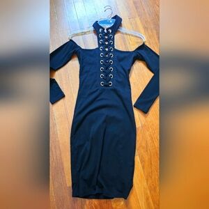 *BOUTIQUE* BLACK TIGHT FITTED LITTLE BLACK DRESS SIZE S NWOT